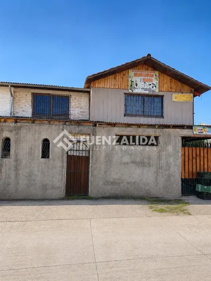 Casa En Venta De 6 Dorm. En Pudahuel