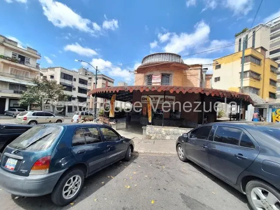 En Alquiler  Casa De Uso Comercial Ubicado En San Bernardino. 25-14987