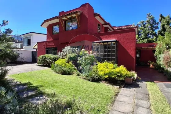 Espectacular Casa En Los Domínicos