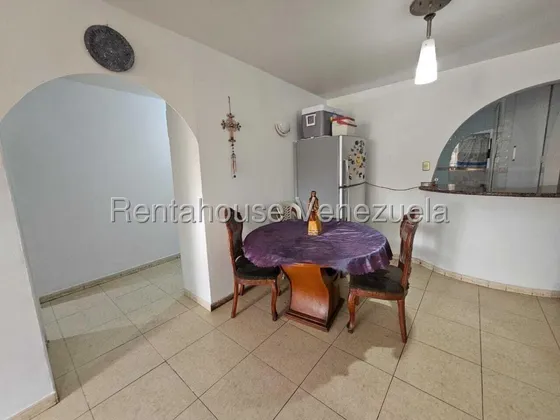 Amplio Apartamento En Venta En La Candelaria 