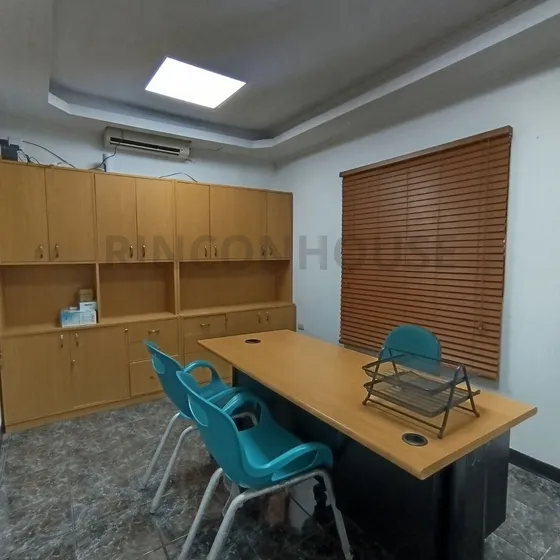 Oficina En Alquile Urb La Soledad, Maracay