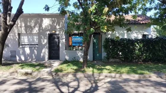 Oportunidad Venta De Casa + Monoambiente Usd 98000