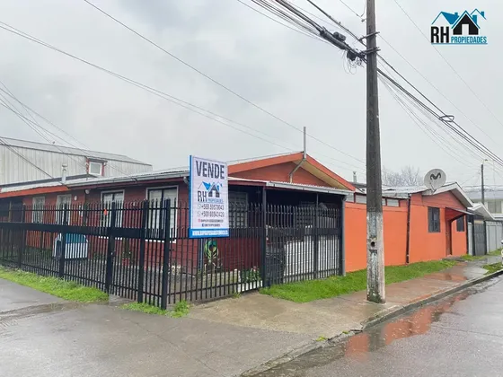 Casa En Venta En Villa Los Ríos Temuco