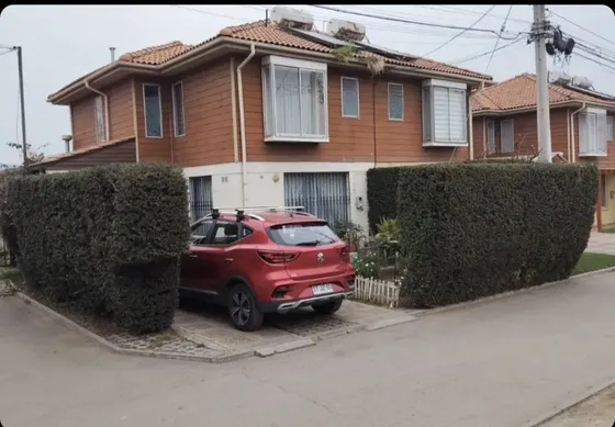 Se Vende Hermosa Casa En Microbarrio, Sector Plaza Viva