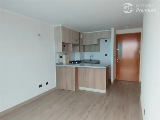 Departamento En Venta De 2 Dorm. Y 2 Baños En La Cisterna