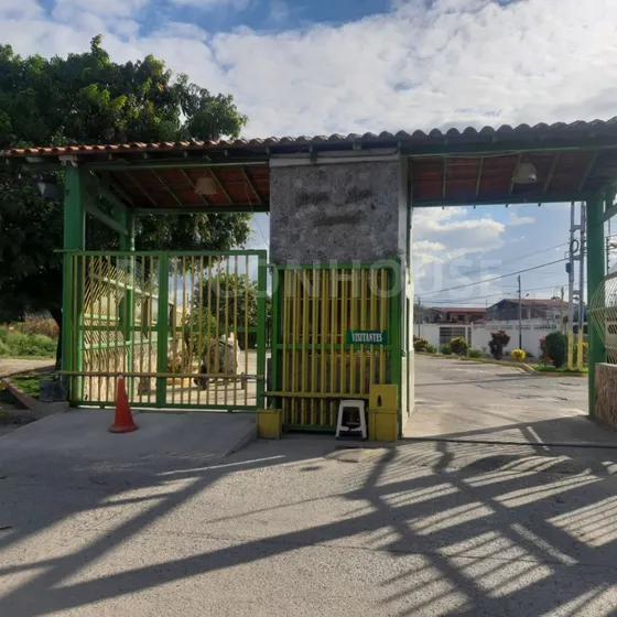 En Venta Casa-quinta, Res. Araguaney, Cagua