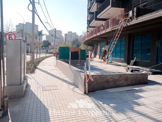 Local Comercial Nuevo Retail Arriendo En Las Condes