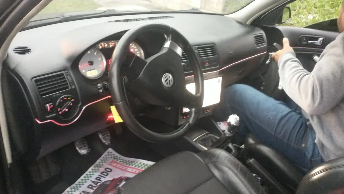 Volkswagen Golf 2012 1.6 Vht Sportline Limited Edition Total Flex 5p — foto 5