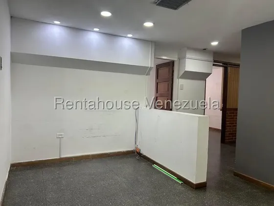 Oficina En Alquiler En Las Mercedes Ng 26-13115 Yg