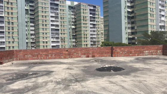Edificio En Obra Gris El Paraiso Ideal Para Hotel