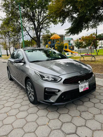 Kia Forte 2.0 Hb Gt Line Mt