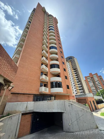 Gf Se Alquila Bello Apartamento En Valle Blanco Valencia 