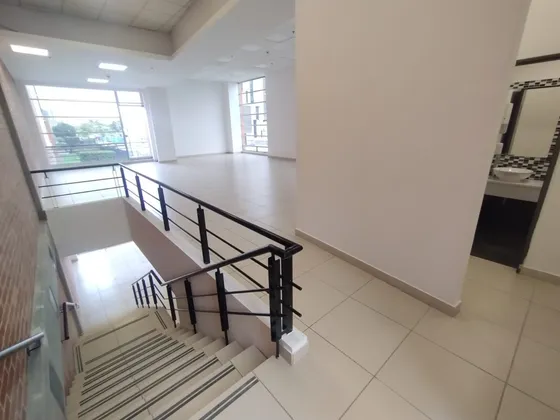 Local- Oficina En Arriendo 279m Los Monjes