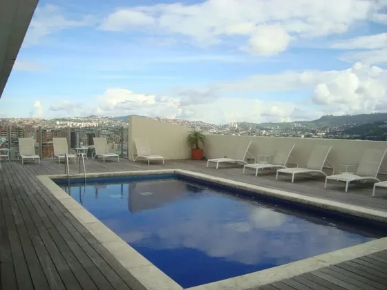 Se Alquila Apartamento Tipo Suite Santa Eduvigis 51 Metros Piscina Pozo  X7q