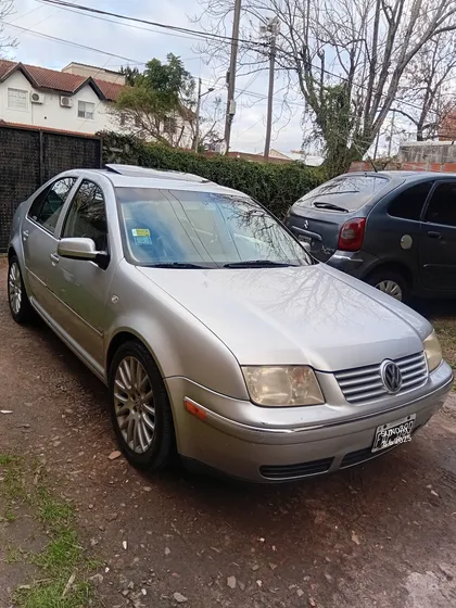 Volkswagen Bora 1.8 T Highline Cu