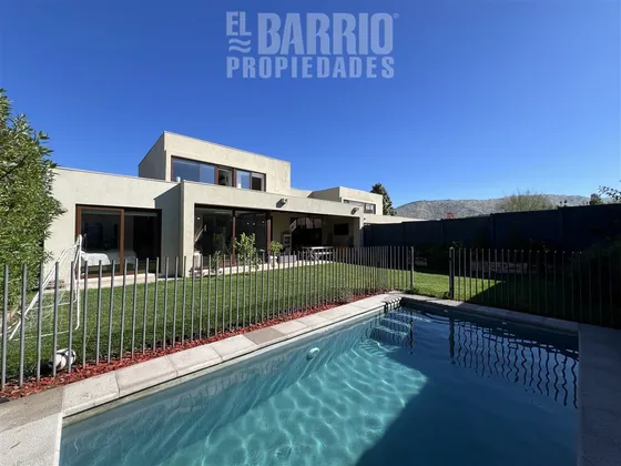 Casa En Venta En Colina