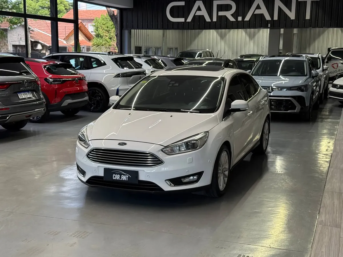 Ford Focus III 2.0 Titanium At6