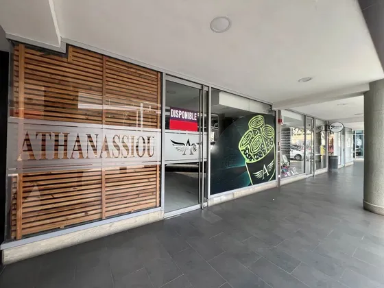 Local En Alquiler Trigaleña Plaza Valencia Carabobo Solo Clientes Tani Montenegro