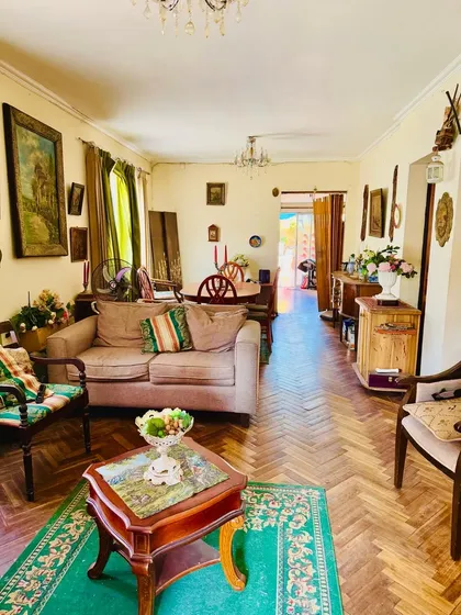 Oportunidad! Amplia Casa En Barrio Residencial
