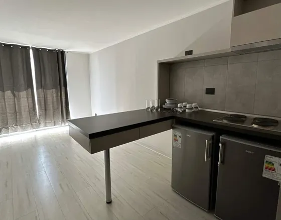 Amplio Depto En Arriendo En 450.000 3d Y 2b Mas 1 Estac. Y 1