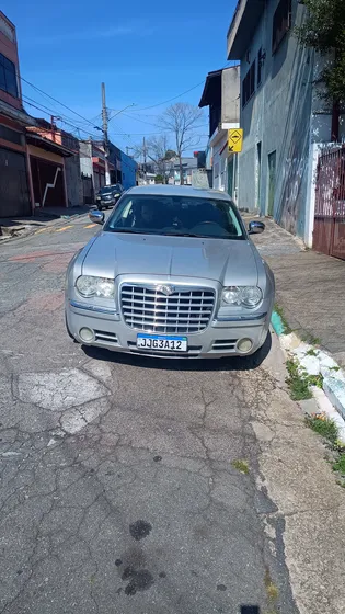Chrysler 300c 3.5 V6 4p