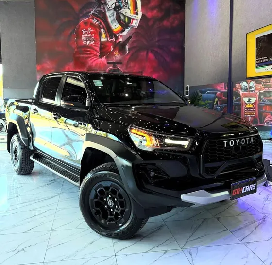 Toyota Hilux Pick-up 2.8 Cd Gr-sport 204cv 4x4 At