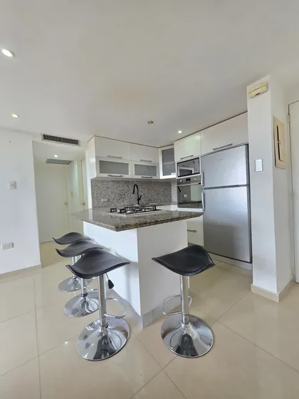 Se Vende Apto En Residencias Marina Del Rey 