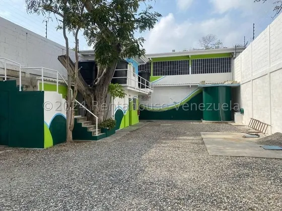 Marianny, Alquila Local Sede Para Tu Empresa, Deposito, Oficinas, Cava Cuarto, Pozo Propio, Zona Este Barquisimeto