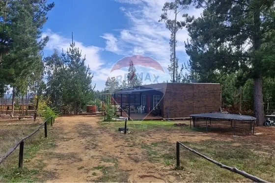 Parcela Con Cabañas Y Tinajas En Pañul