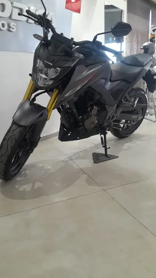 Honda Cb 300 2025 Usada