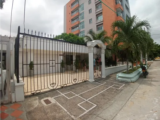 Casa En Venta     Paraíso. 