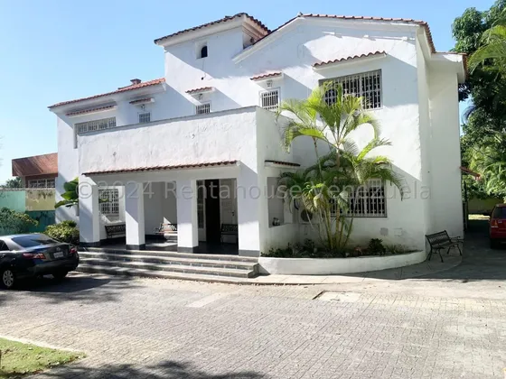 Casa En Alquiler, Alta Florida - Marigreys Blanco - #24-23503