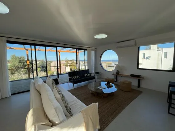 Casa En Alquiler Temporario En Punta Piedras Tm5549358