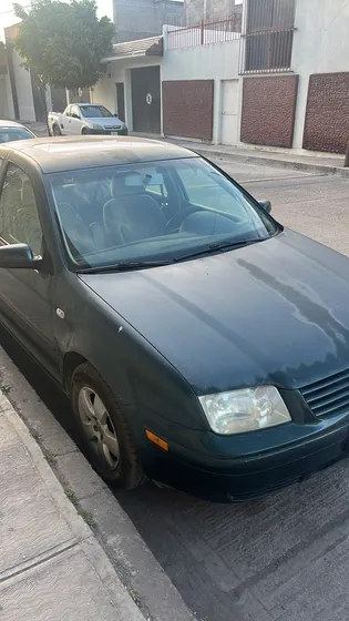 Volkswagen Jetta 2.0 Comfortline Aa Ee Abs Cd Qc Mt