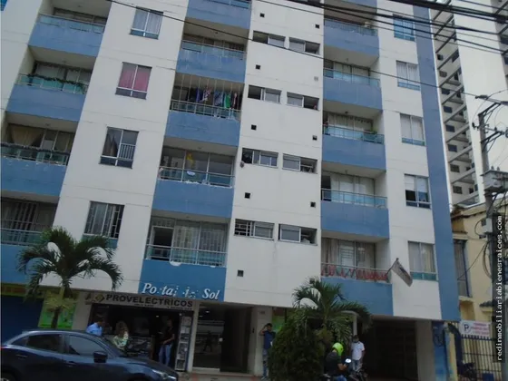 Excelente Ubicación, Excelente Precio, Locales 116/117 Edificio Portal De Sol, A Una Cuadra De La Electrificadora Y La Fiscalía General De La Nación