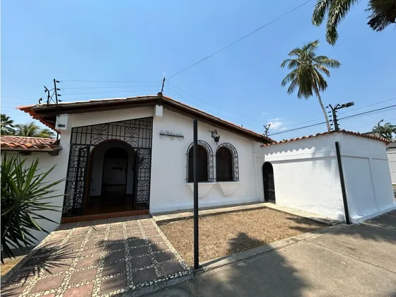 En Venta Casa Estilo Colonial
