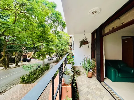 Venta De Casa en La Exclusiva Zona Residencial Del Barrio Velódromo 