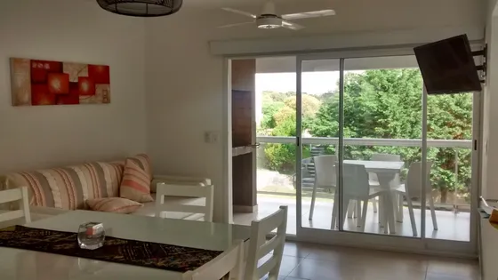 Hermoso Departamento A 150mts. De Playa. Con Vistas Al Mar.