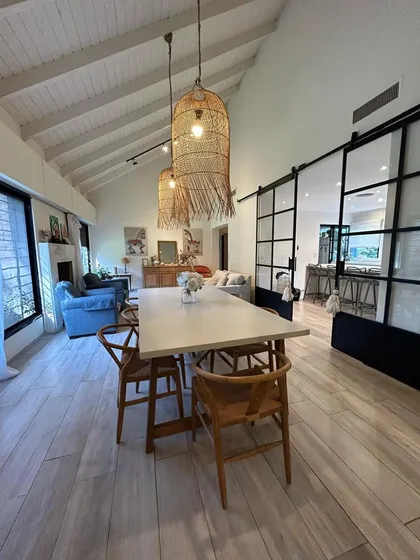 Casa En Venta De 4 Dormitorios Con Pileta En Hostal Del Sol