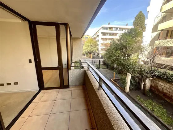 Departamento En Arriendo De 1 Dorm. En Providencia