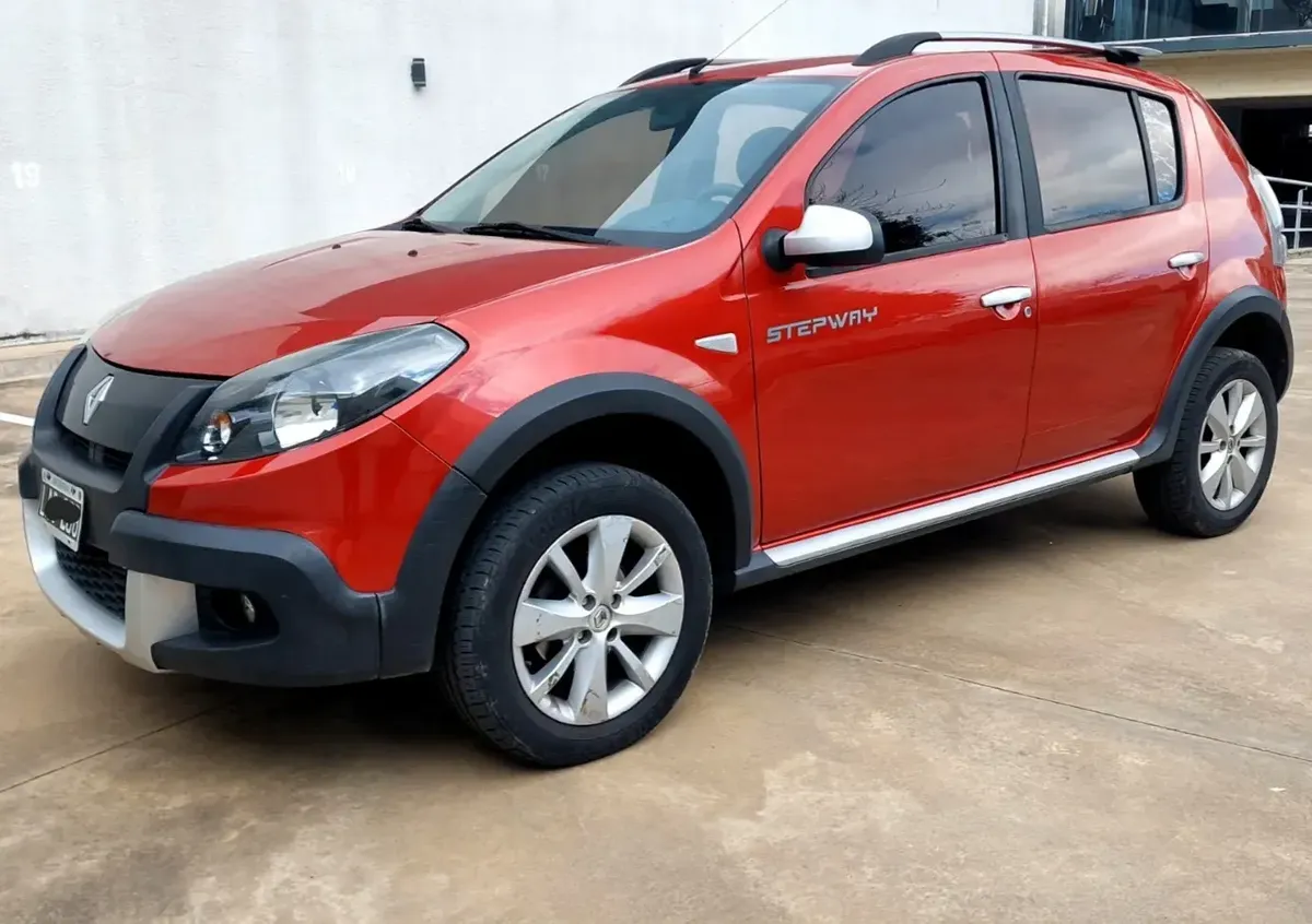 Renault Sandero Stepway 1.6 Privilege 105cv