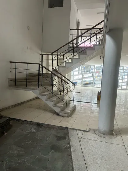 Alquiler Local Comercial Cali  Norte Av 6  Versalles