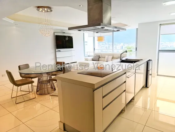 Excelente Oportunidad De Venta De Apartamento En Lomas De Las Mercedes Yf