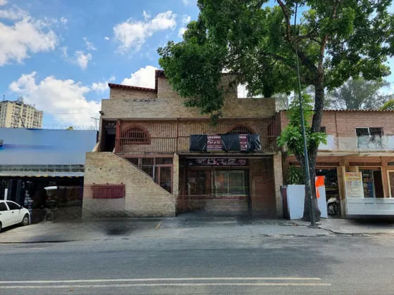 Venta De Bello Local Con Fondo De Comercio Para Panadería, Ubicado En Los Teques, Urbanización Los Nuevos Teques, Miranda 
