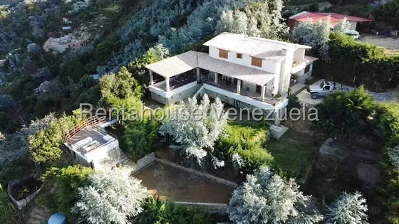 Galipán, Parque Nacional El Avila !! Espectacular Casa Con Todas Las Comodidades Para Pasar Momentos Inolvidables, 1.051 M2 Terrero, 4 Hab, 3 Baños, 4 Pe, Hermosos Corredores, Terrazas Y Vista. 