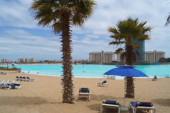 Departamento En Venta De 3 Dorm. En Algarrobo