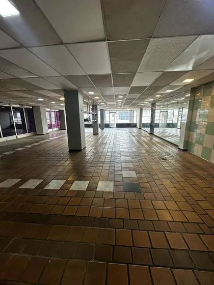 Local En Alquiler Ubicado En La Avenida Bolivar Norte - Wc