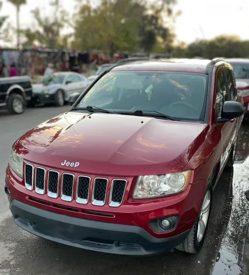 Jeep Compass 2.4 Sport 4x2 Mt