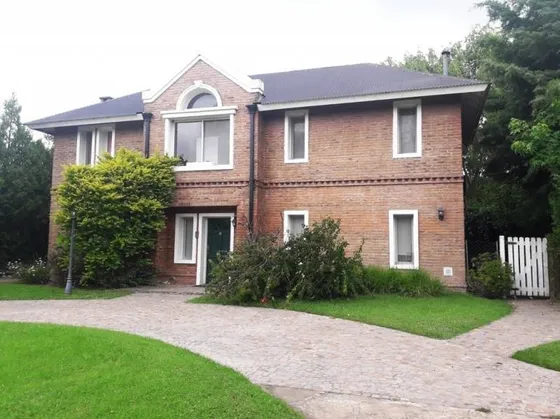 Venta Casa 3 Dormitorios La Barra Village Apto Credito 