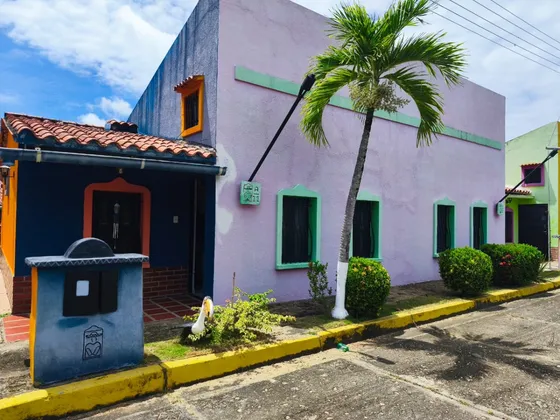 Vendo Hermosa Villa 2 Hab 1 Baño Pancho Villas